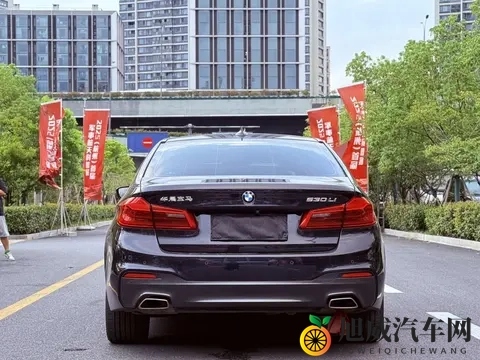 裸戏女星被吃奶头：某女演员拍激情戏场面尺度过大引争议-2