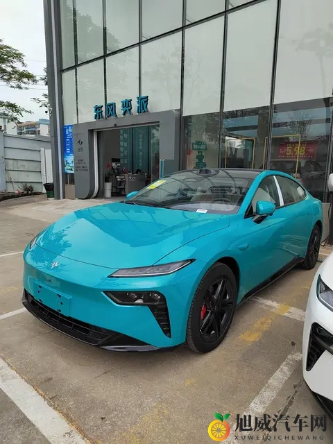 东风奕派eπ007+到店，增新配色+激光雷达，配544马力+FSD悬架-2