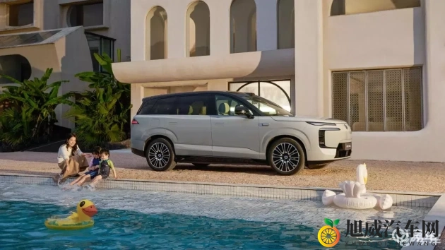 揉我奶 啊 嗯高潮口述：驾驭快感，体验汽车极致舒适-1