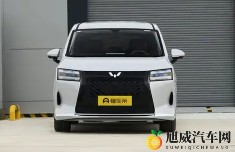 告别“选择困难症”：这辆十万级7座MPV，如何装下三代人的期待？-1