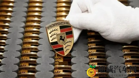 扛不住了！“最便宜保时捷”跌破36万-1