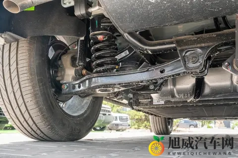 15T插混SUV，两驱还是四驱？山海T1 2025款怎么选？-1