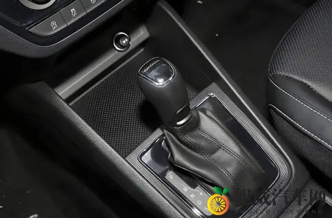 德系行政轿车，搭载EA888 Evo5发动机，升级液晶大屏，2027年上市-2