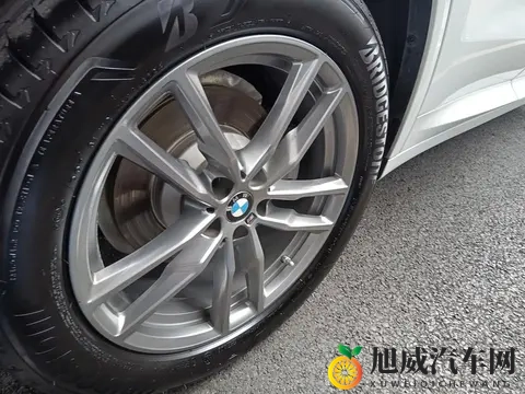 18万多拿下白色宝马X3，圆你蓝天白云梦！-1