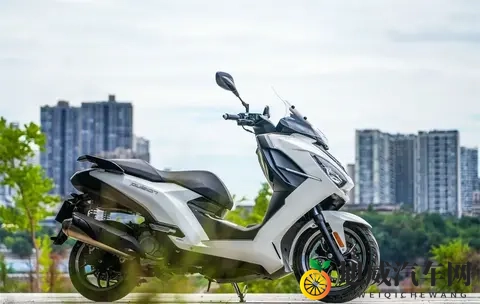 狮吼入街!标致摩托PULSION 211重新定义中型欧系踏板-2