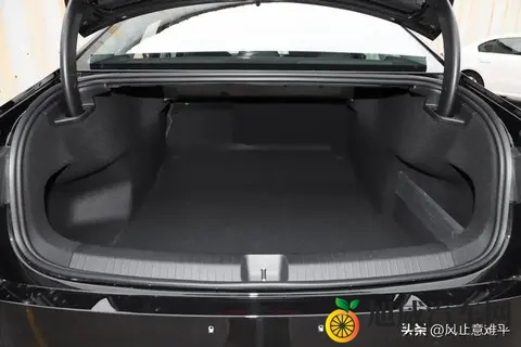 2026款大众迈腾B9实车亮相-2