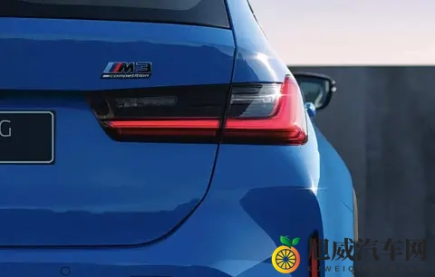 94万的宝马M3旅行版,终于等到了-3