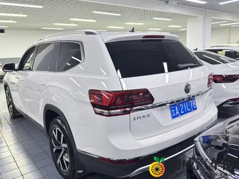 一区二区黄色：城市交通新规解读：黄色标志区域出行大揭秘-2