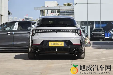 10万级燃油实力派！这车动力强、智能高，还提供购置税补贴？-2