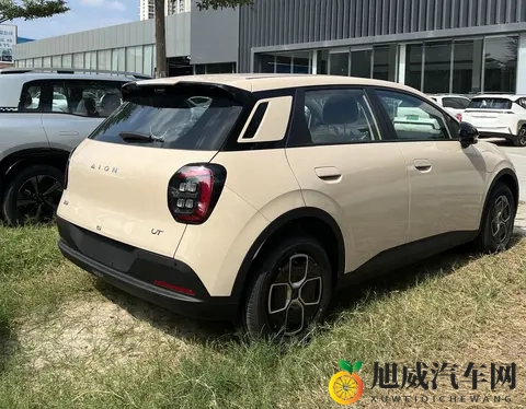 埃安UT super上市，售899万｜租499万，广汽造&京东卖&宁王换电-2