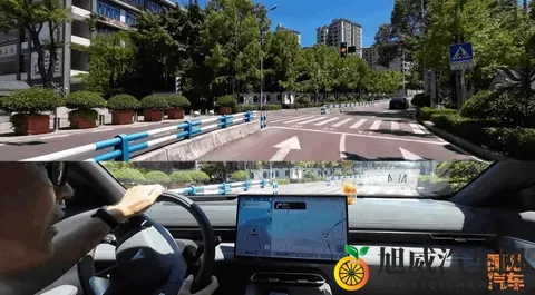 全系标配华为ADS4 SE，底盘驾控升级明显，全新深蓝S07真不错-2