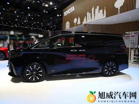 2025进博会聚焦：丰田埃尔法福祉版车型亮相-2