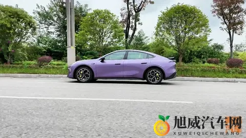 深蓝L06开起来咋样，法拉利同款磁流变悬架，真那么厉害吗-3