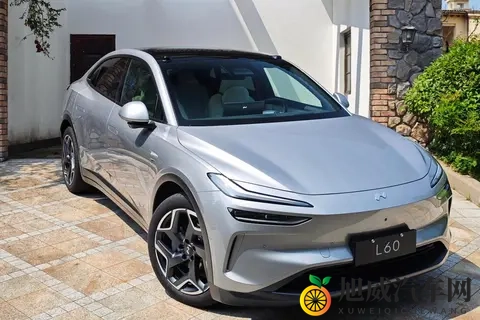 天堂a√中文8：新车亮相引关注，外观设计独领风骚-1