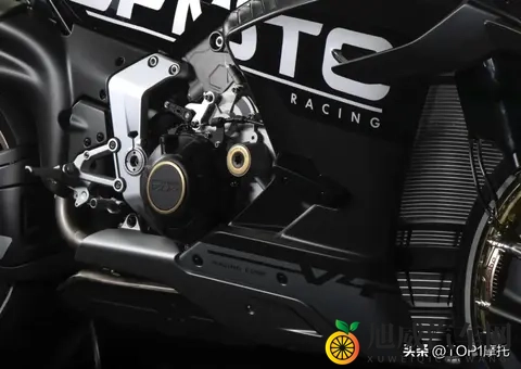 米兰车展丨213匹、极速300+国产最强仿赛,春风V4 SR-RR来了-1