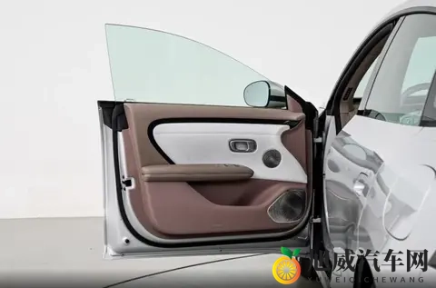 长安又出“新颜王”，装配激光雷达，增程版纯电续航240km-1