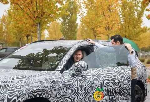 疑似IDEVO量产版谍照曝光!支持L2级别辅助驾驶-2