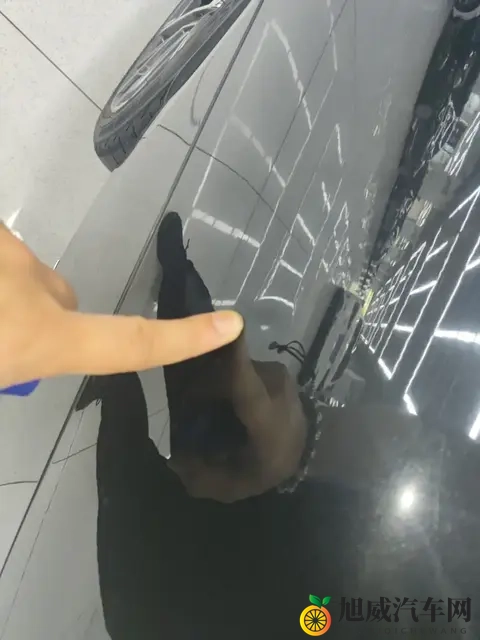 59万拿下21年一手宝马7系，享受行政级舒适-2