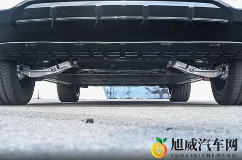 售价2298万起，配900V快充+8295芯片，极氪7X焕新版升级了哪些？-1