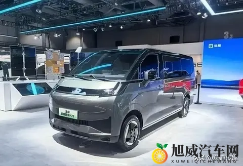 吉利率先出击！全新多功能车799万元，关键车长5米，性价比拉满-3