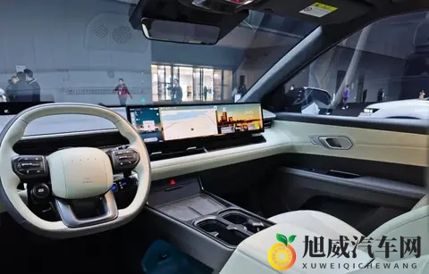 十五万车里装二十万配置 新电动车把市场搅个天翻地覆-1