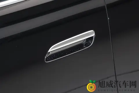 新车｜15T插混大型SUV_6座布局_11月18日上市，岚图泰山正式下线-1