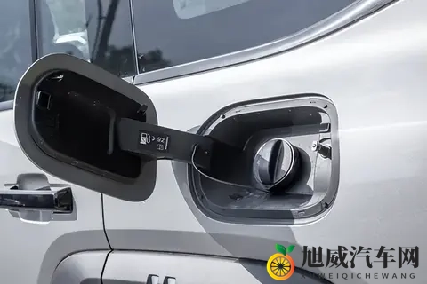 越野圈炸锅了！这台国产SUV一出手，合资硬派都慌了！-2