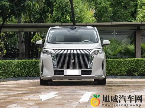 这款插混MPV不足29万起！配激光雷达+四块大屏，后排独立航空座椅-1