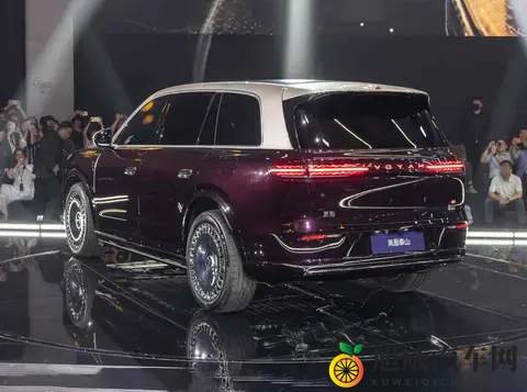 岚图泰山内饰亮相,智能配置升级,11月内上市-3