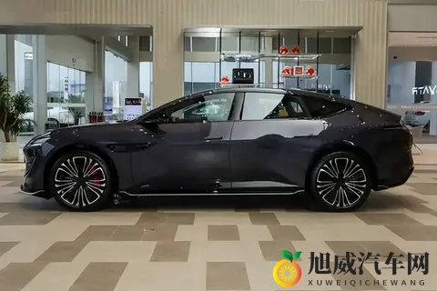 配25扬声器+冰箱，华为加持的豪华新作有多强？-3