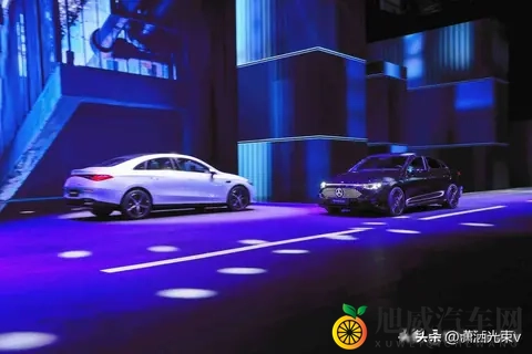 奔驰电车卖25万，用户懵了，豪华体验真能降维？-3