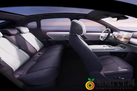 中大型新能源轿车卷王来袭！1099万元起售，长安启源A06如何选？-1