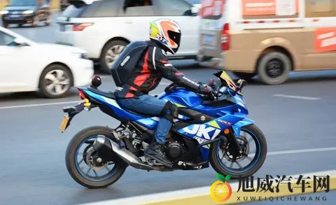 妺妺和我做爰又大又紧：与妹妹欢愉时，感受特别宽广紧致-2