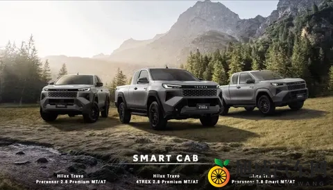 第九代丰田Hilux亮相:内饰看齐兰德酷路泽,首次推出纯电版-3