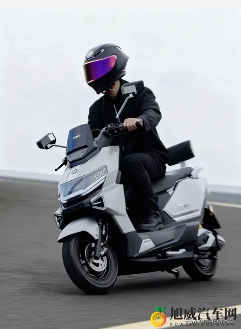 130km续航vs52km时速，绿驹曜影和普通踏板车谁更香？-1