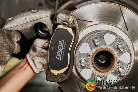 活塞越多越实用？汽车刹车卡钳的适配逻辑与实用建议-3