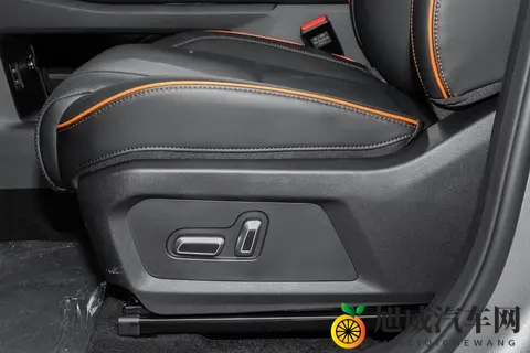 捷途山海 T1 2025 款 15TD DHT 147KM 四驱发现版,多场景适配实用之选-3