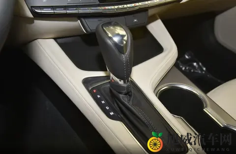 设计老套配置过时，凯迪拉克CT4能坚守多久，四款配置怎么选合适-1