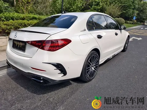 20万内，圆你奔驰梦！22款C260L运动版，一手准新-3