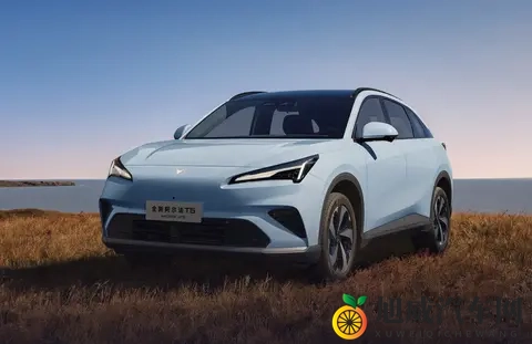 新款极狐阿尔法T5上市:增程、纯电可选,主打性价比-2