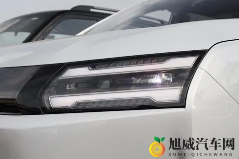 10万级MPV新选项！五菱星光730，家用大7座好开又好坐-3