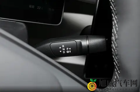 1058万元起， 零跑Lafa5开启预售，激光雷达+8295芯片-1