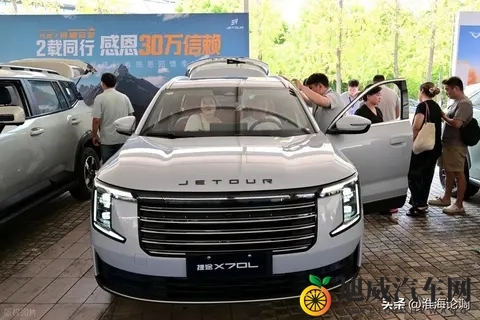 10 万级七座首选!捷途 X70L CDC 悬挂 + 282 米轴距实测-3