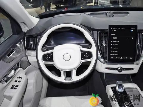 6389万起售,2026款沃尔沃XC90上市,降价后值得入手吗?-3