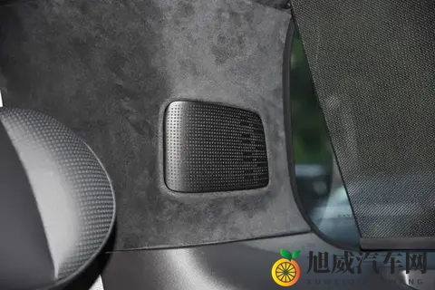 极氪009，集空间、安全、舒适于一身，宜商宜家豪华MPV值得一看-3