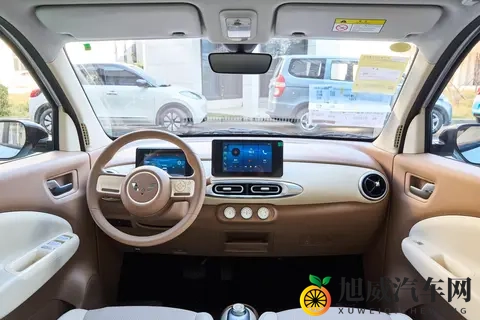 4 万级代步神车！宏光 MINIEV 2025 款全系配置解析与购车建议-1