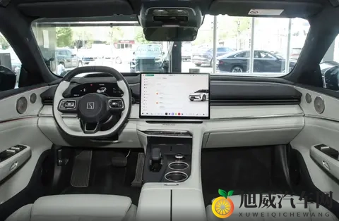 26款ZEEKR 001：在熟悉与新鲜之间，寻找属于自己的节奏-1