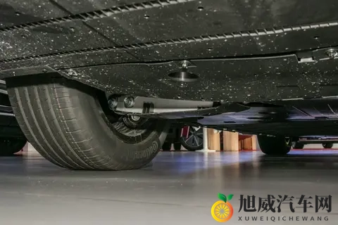 2025款星纪元ES：科技与续航兼备的电动新选择-1