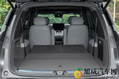 腾势N8L DM：52米大车，居然好开成这样！-2