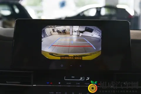 2026 款丰田赛那各车型配置对比及购车参考-3